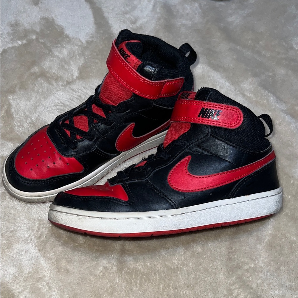 Nike Kids Red and Black Sneakers